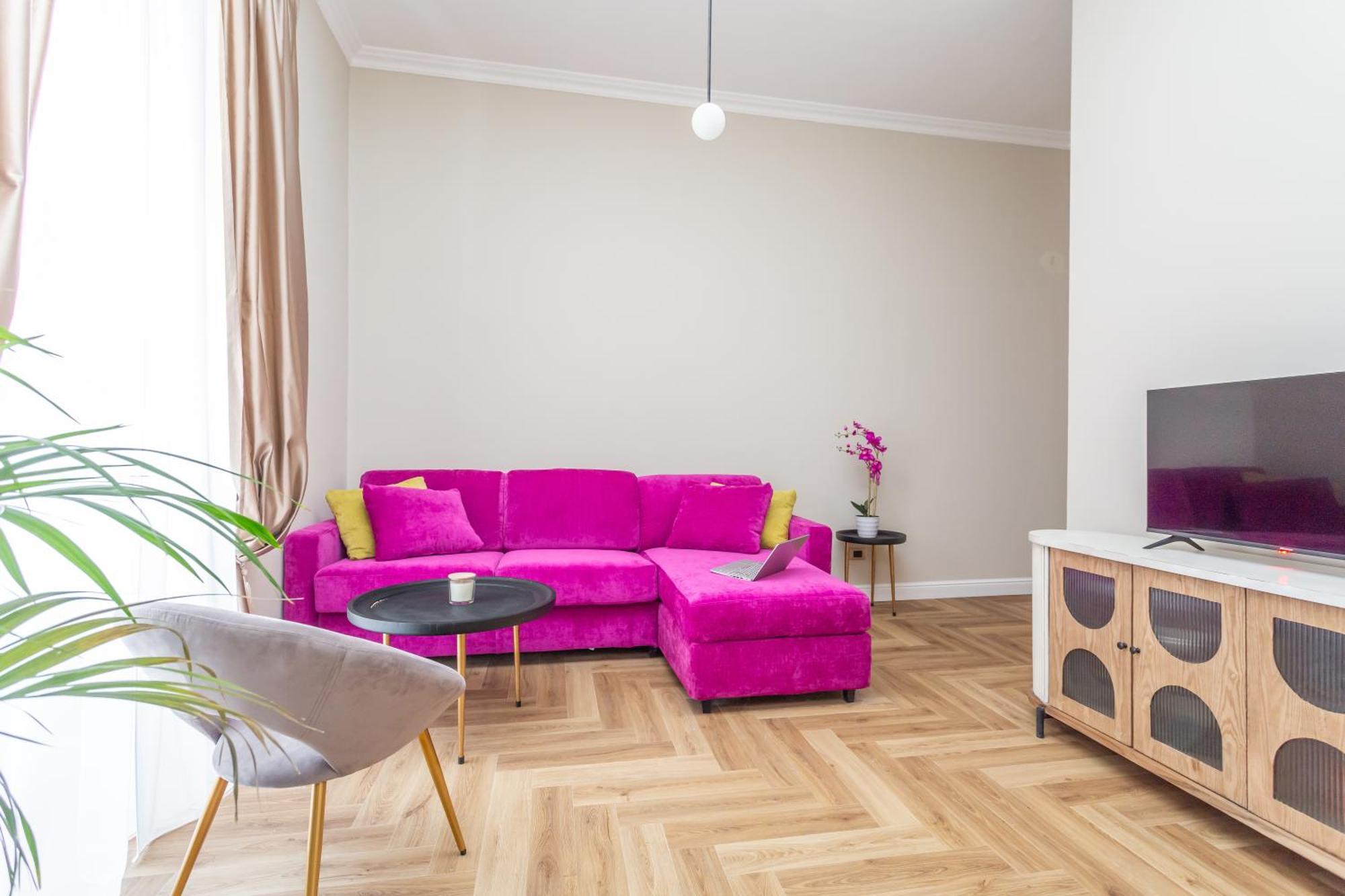 Daplace - Livia Roma